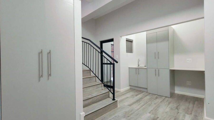 To Let 3 Bedroom Property for Rent in Island View Western Cape